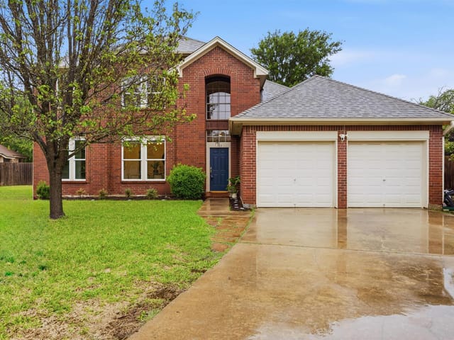 403 Paint Brush Cir