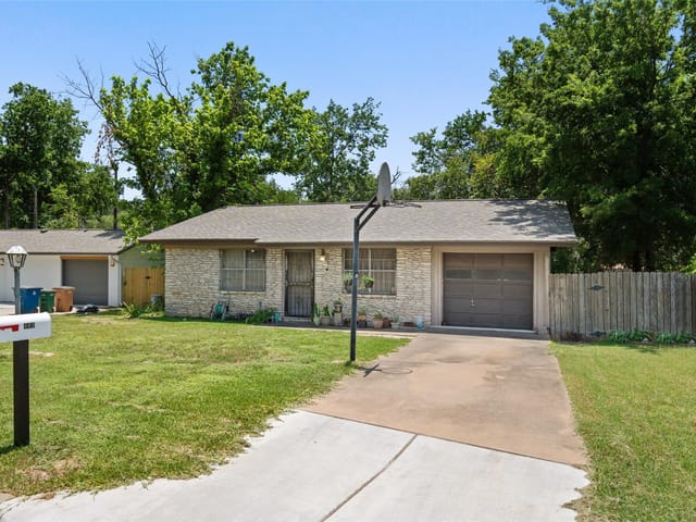 403 Seminole Dr