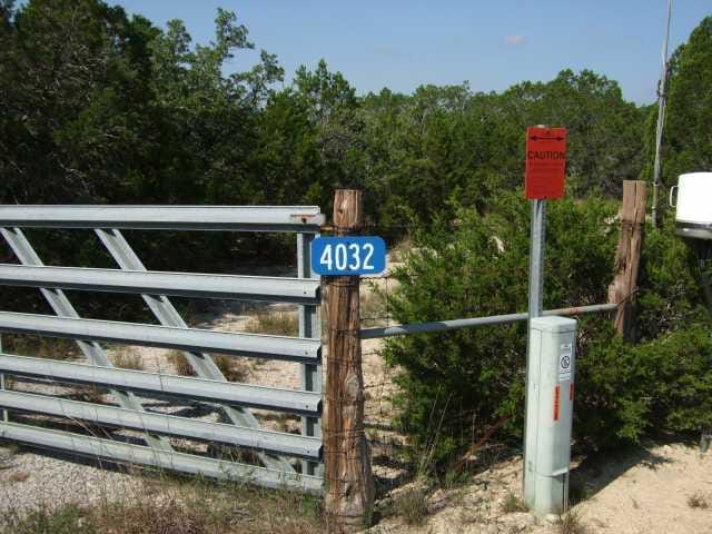 4032 Ranch Road 3232