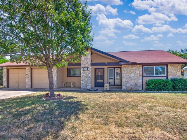 404 E Central DR