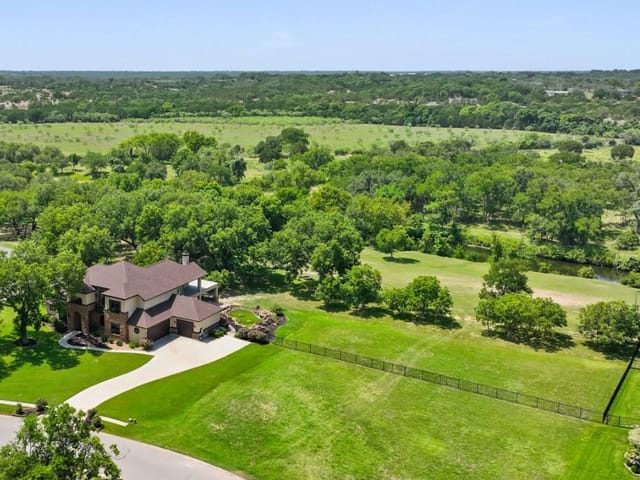 404 Golden Eagle WAY