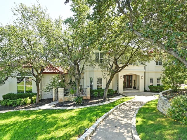405 Barrett LN