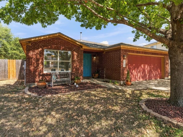 405 Fairfield LOOP