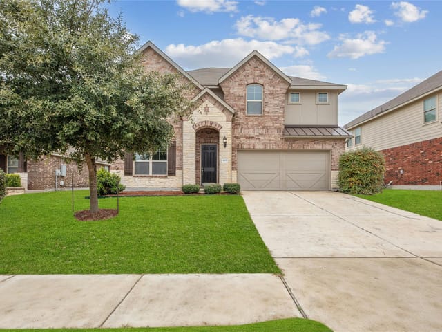 405 Farm Creek Dr