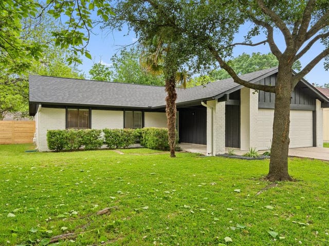 405 Fort Drum DR