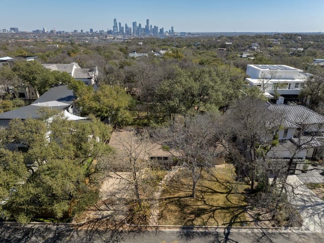 405 Ridgewood RD