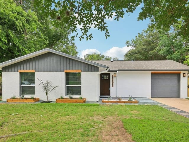 405 Seminole Dr