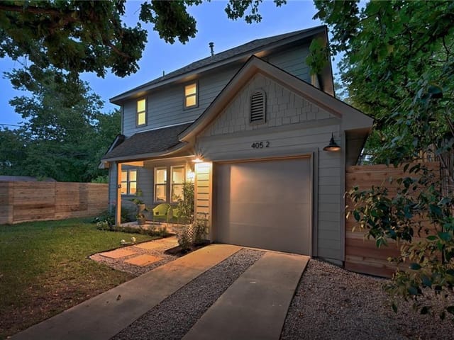 405 W North Loop Blvd Unit #2