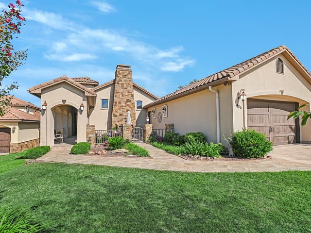 406 Cielo CIR