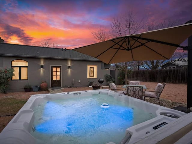 406 Cross Mountain DR