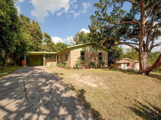 406 Post Road Dr