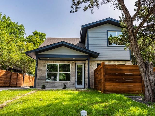 406 Post Road DR Unit #1