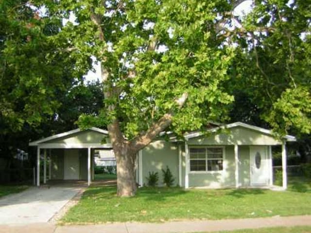 406 Powell Cir