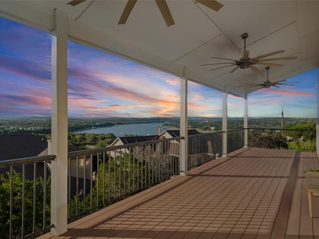View 406 Rogart DR 406 Rogart DR - property photo 1 - Luxury home in Spicewood, TX