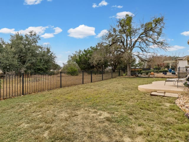 407 Fort Griffin Trl