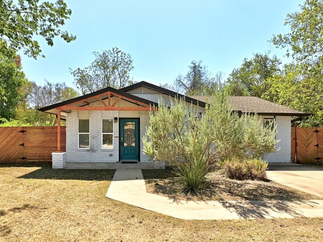 407 Magnolia ST