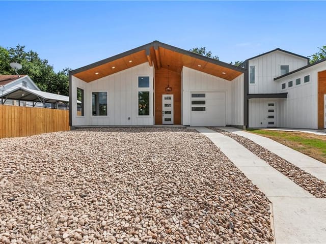 407 Oertli Ln Unit #1