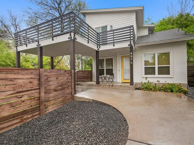 407 Post Road Dr Unit #B