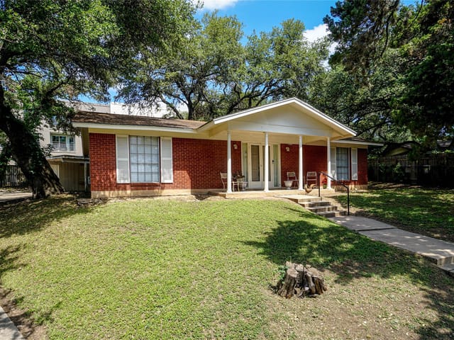 408 Cherry Hill Dr