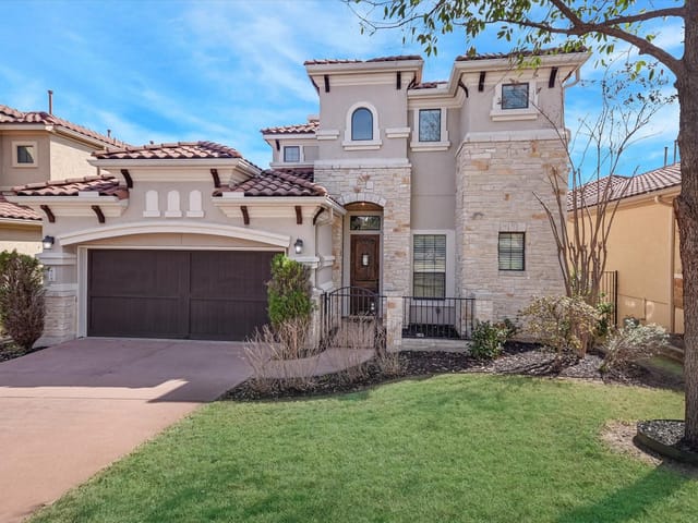 408 Indianwood Dr