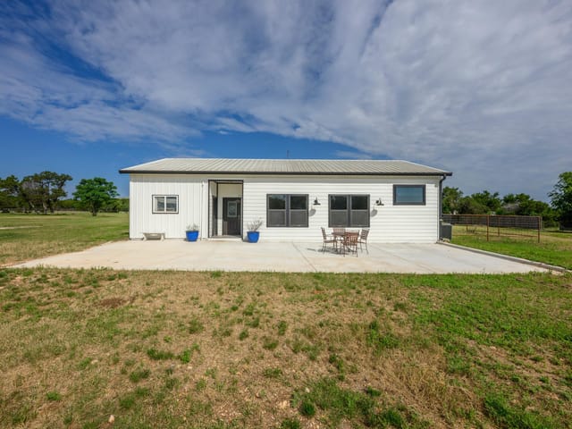 408 Mesa Oaks RD