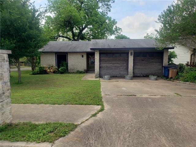 409 Blackberry Dr