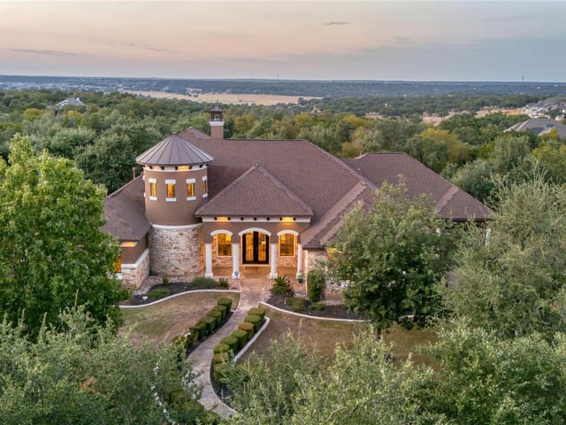 409 Escalera Pkwy