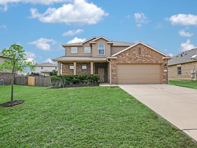 409 KINGFISHER LN