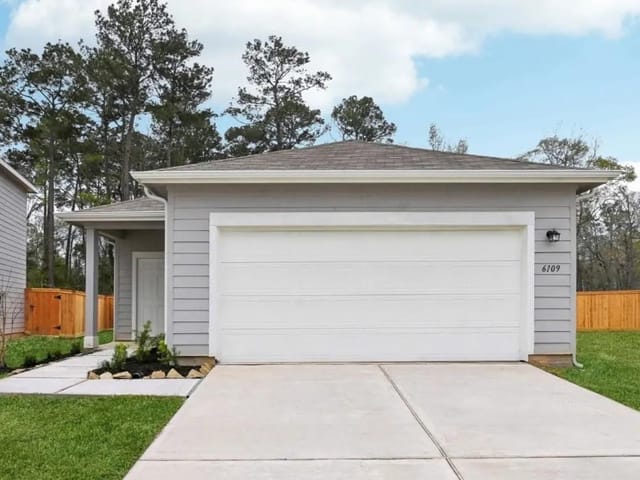 409 Pond DR