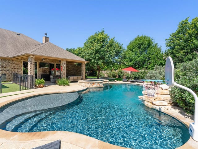 409 Summer Vista CV