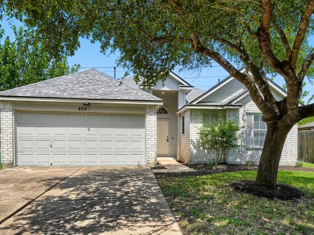 409 Willowbrook DR
