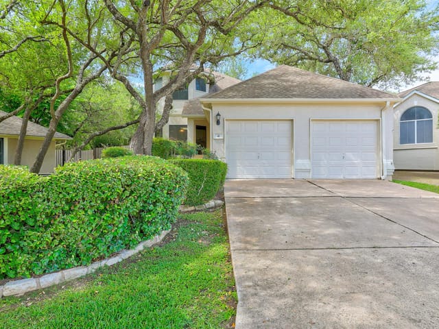 View 41 Muirfield Greens LN 41 Muirfield Greens LN, photo 1 of 6, Lakeway, TX