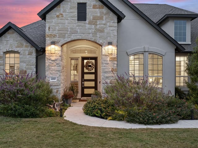 410 Brentwood Dr