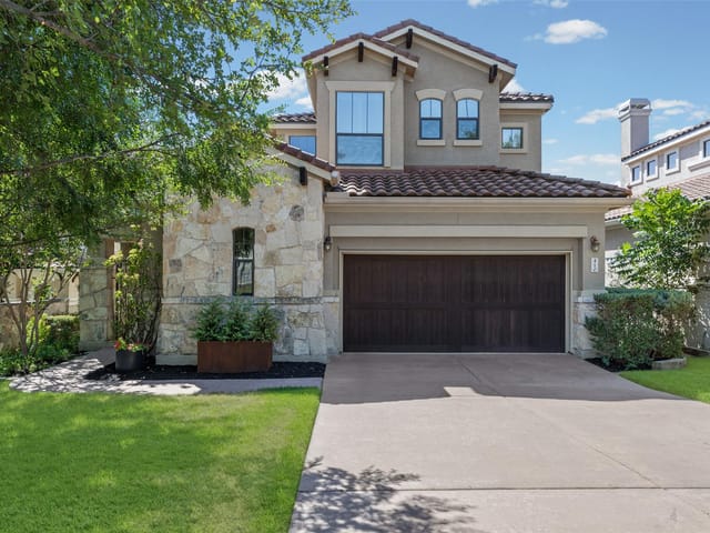 410 Indianwood DR