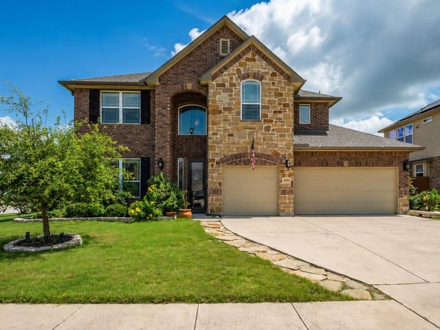 4100 Godwit DR
