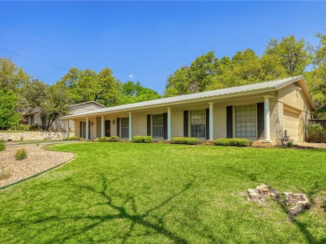 4100 Honeycomb Rock Cir