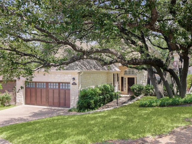 4101 Triple Crown CT