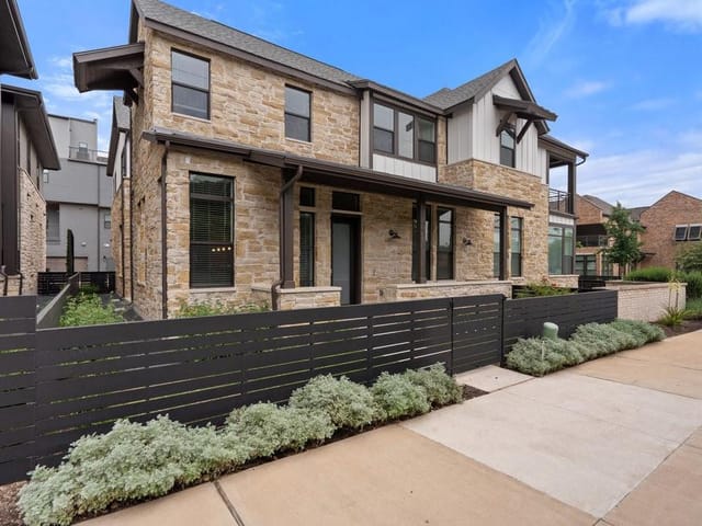 4102 Prosper Ln