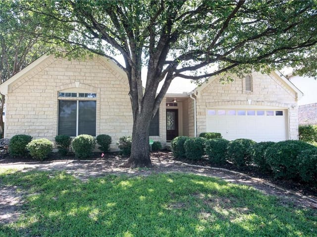 4102 Sendero Dr