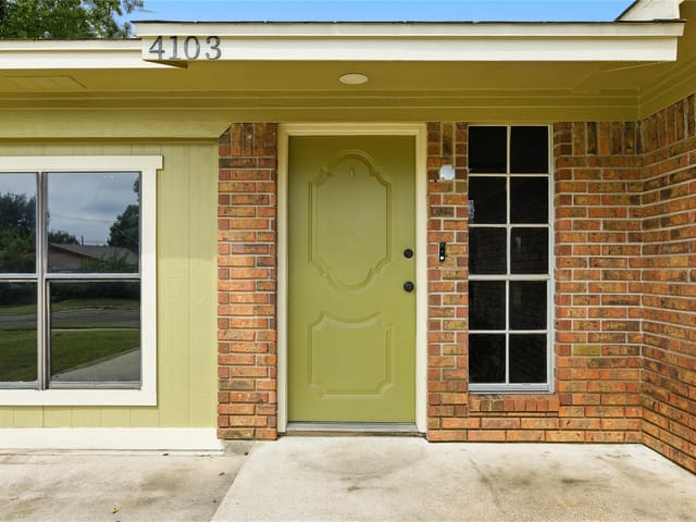 4103 Koala DR