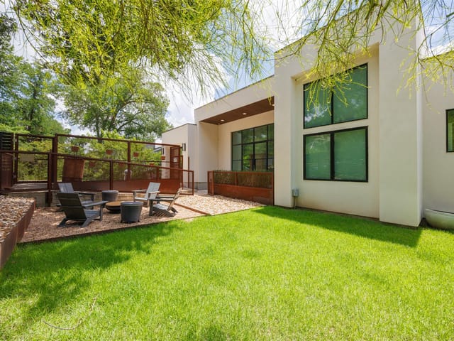 4103 Ridgelea DR