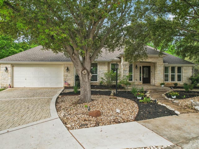 4105 Idalia Dr