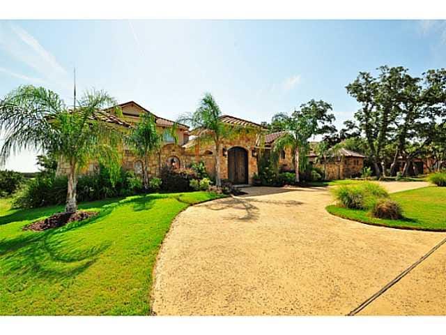 4105 Sugarloaf DR
