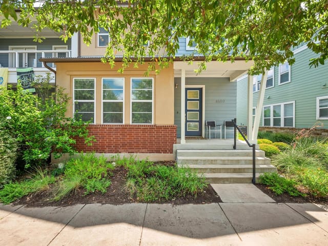 4107 Berkman DR