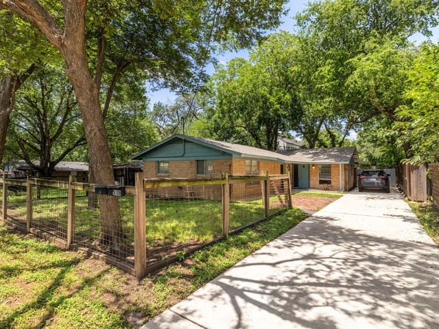 4108 Lewis LN Unit #A & B