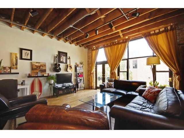 411 Brazos St Unit #217