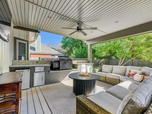 411 Steeplechase DR