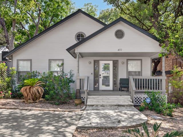 View 411 W Live Oak ST 411 W Live Oak ST, photo 1 of 6, Austin, TX