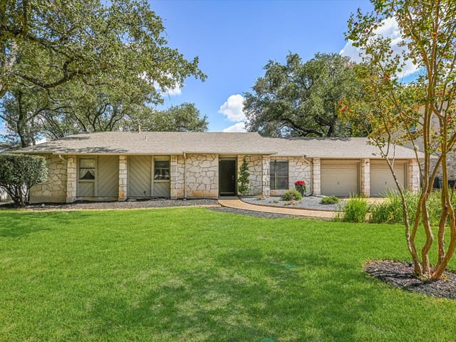 4110 Bluffridge Dr
