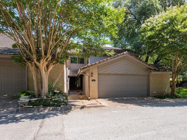 4114 Creek Ledge Unit #106